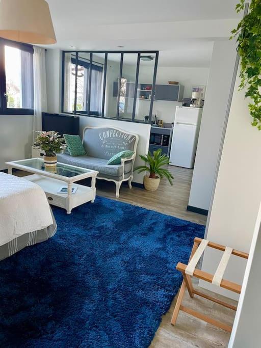 Appartement Independant 30 M² A 500M Du Lac, 2 Velos Et Parking Fournis Sévrier Exteriör bild
